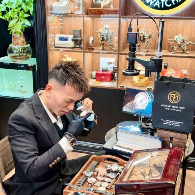 Cơ sở mua đồng hồ Hublot lướt uy tín Bắc Giang 3
