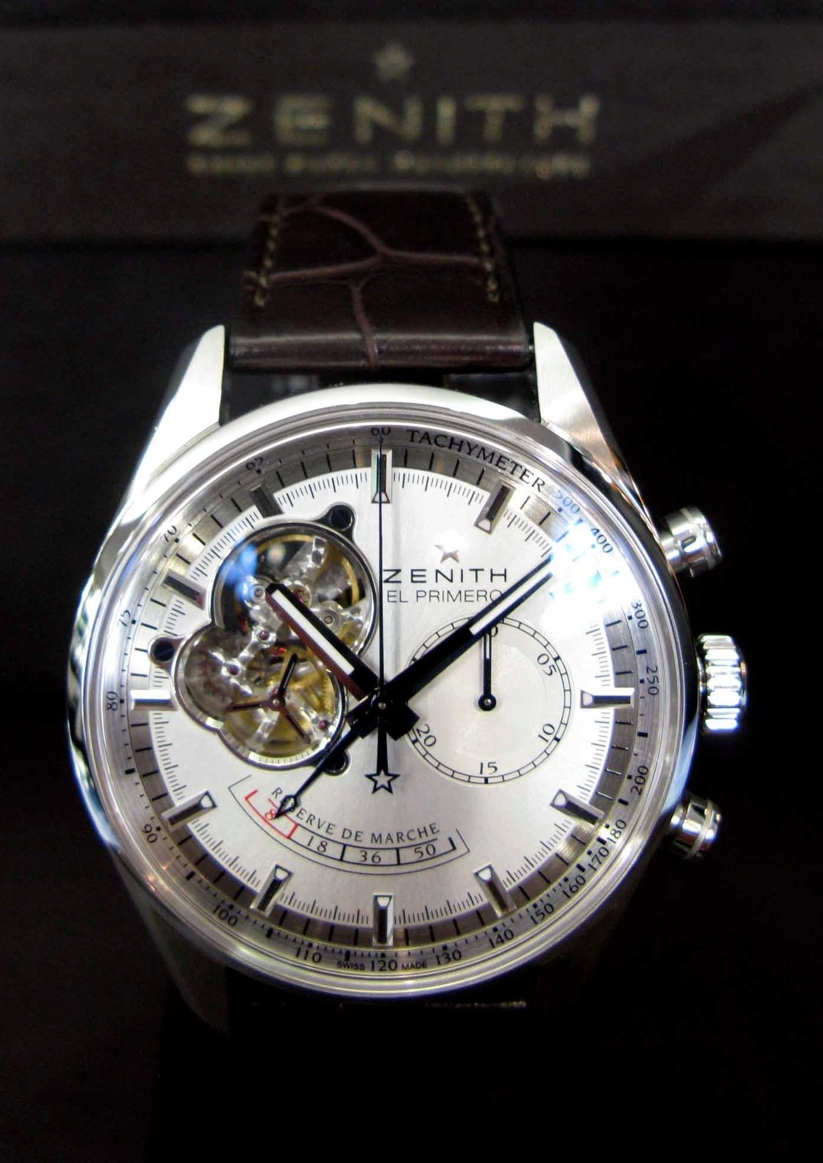 Thị trường trao đổi ngầm thu mua đồng hồ cũ Zenith nam. 2