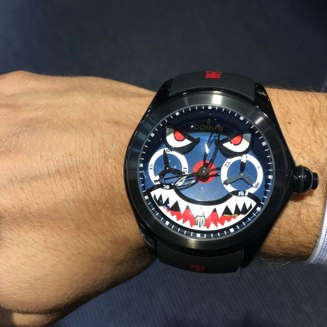 Nhận thu mua đồng hồ Corum cũ tận nhà nhanh nhất 3