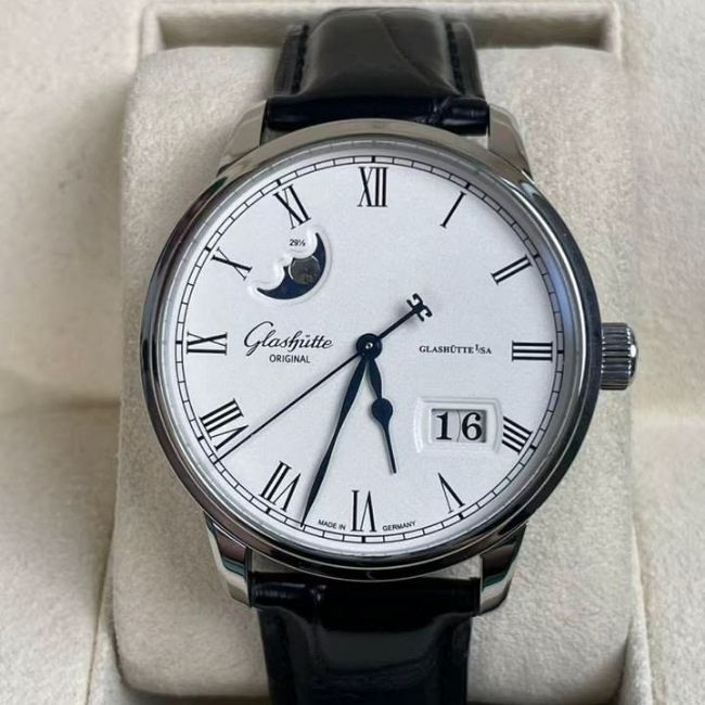 Trọn bộ kinh nghiệm mua bán đồng hồ Glashütte cho bạn 1