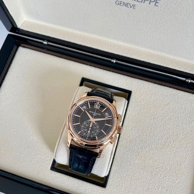 Niềm vui của khách khi nhượng lại chiếc Patek Philippe hiếm 2