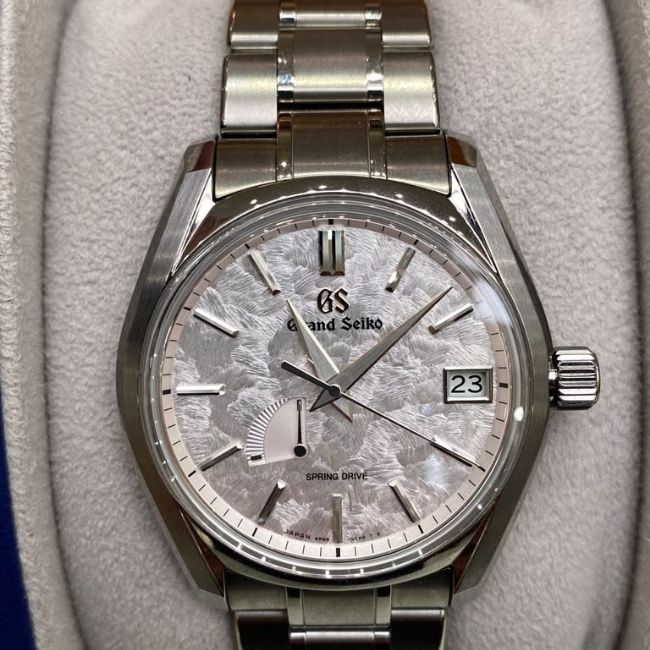 Tìm hiểu giá thị trường đồng hồ Grand Seiko năm nay 3