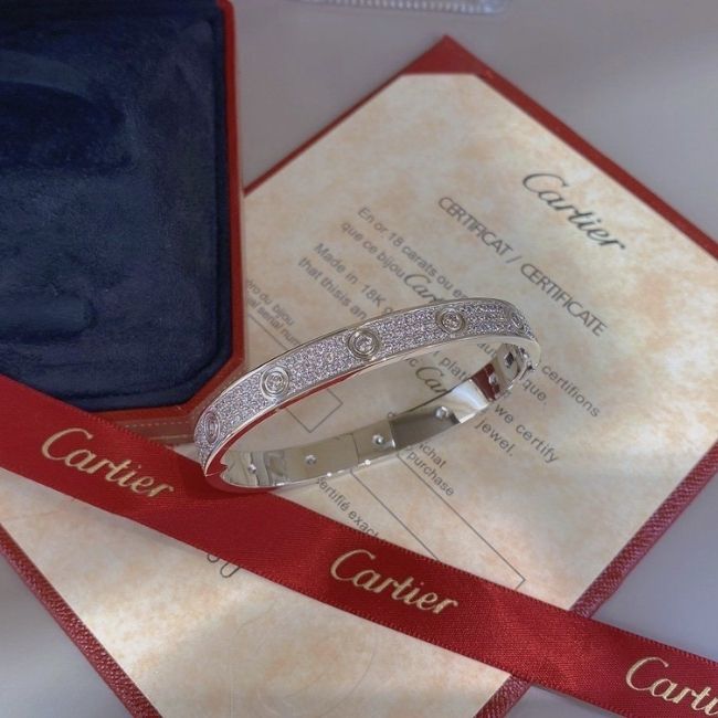 Chuyên thanh lý nhẫn kim cương đúc vàng Cartier Hoàn Kiếm 2