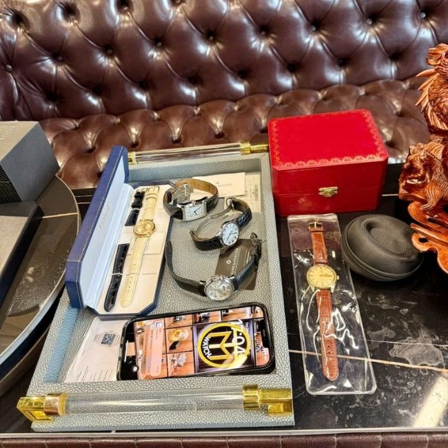 Địa chỉ gom đồng hồ Frederique Constant lướt Vĩnh Phúc 3
